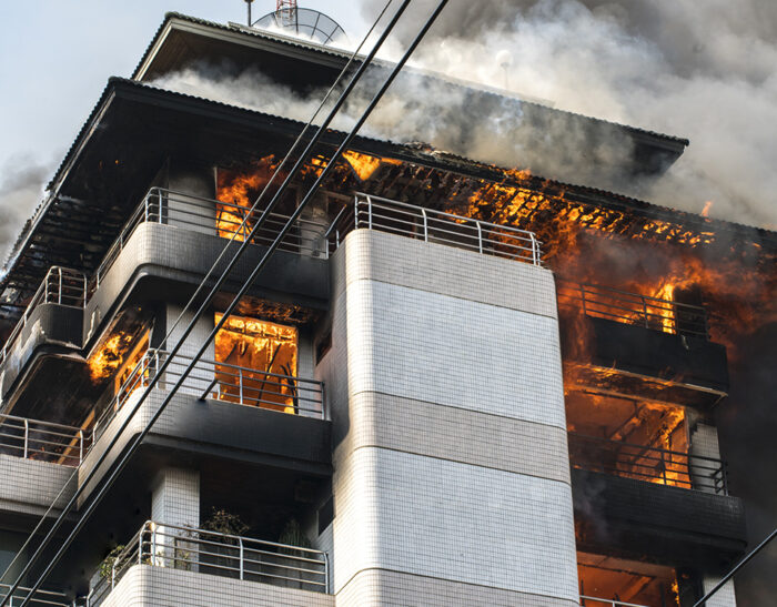 Eventi combinati di incendio ed esplosione sulle strutture