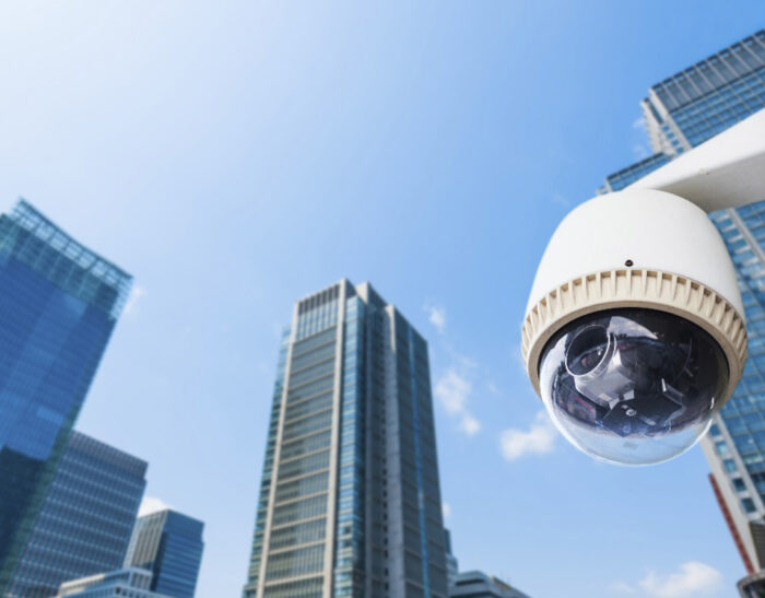 Smart City più sicure con le nuove tecnologie e le telecamere di rete intelligenti